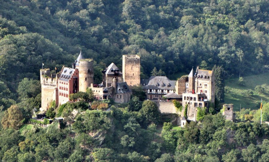 Schonburg at Oberwesel in Germany