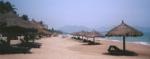 Nha_trang_beach_4.jpg