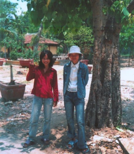 Young Vietnamese Girls at Giac Vien Pagoda in Saigon ( Ho Chi Minh City ) 