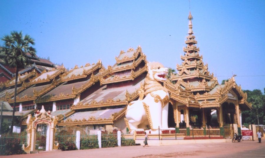 Shwethalyaung at Bago / Pegu in Myanmar ( Burma )